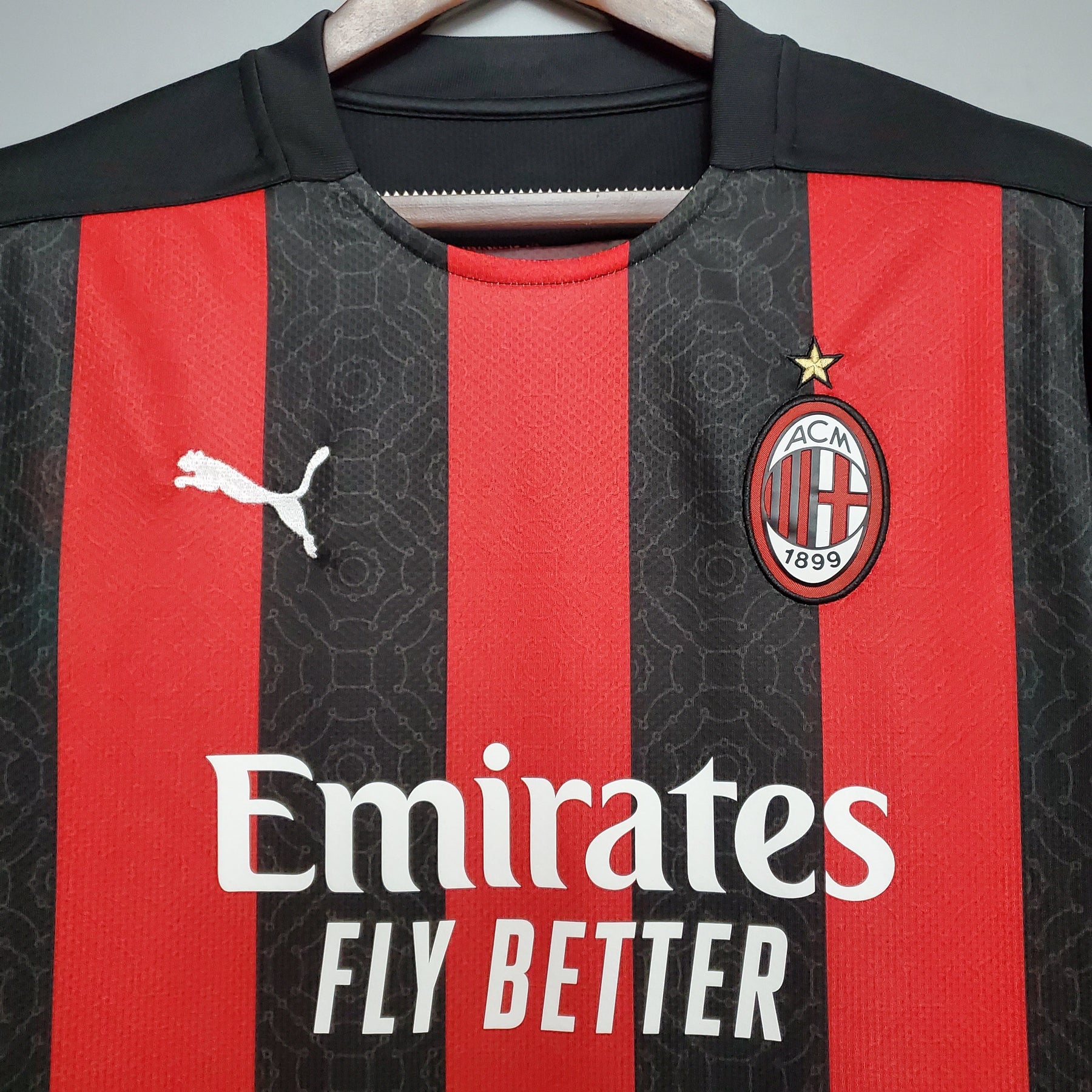 Camisa AC Milan Home 2020/21 - Puma Torcedor Masculina - Vermelha/Preta