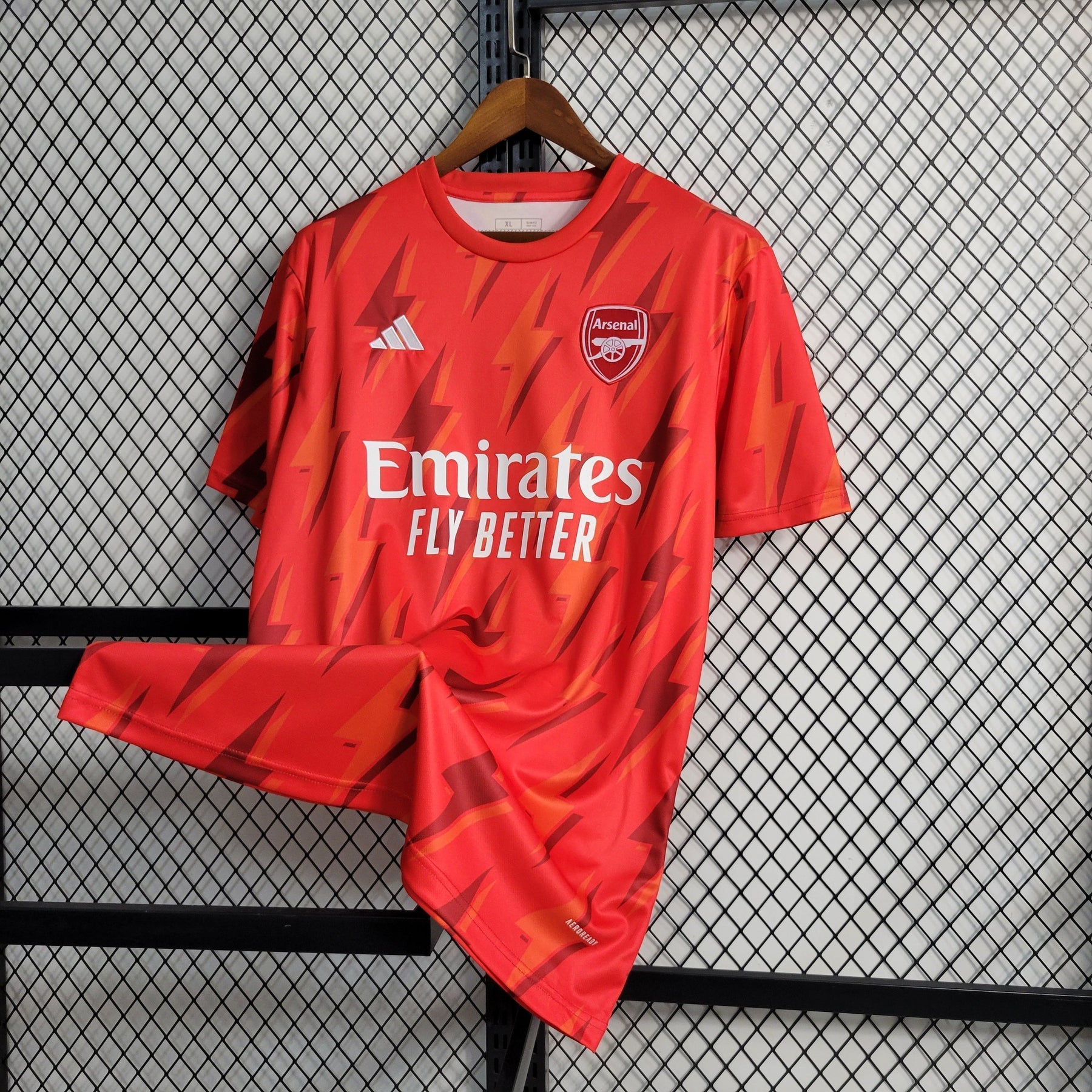 Camisa Arsenal Treino 2023/24 - Adidas Torcedor Masculina - Vermelha/Branca