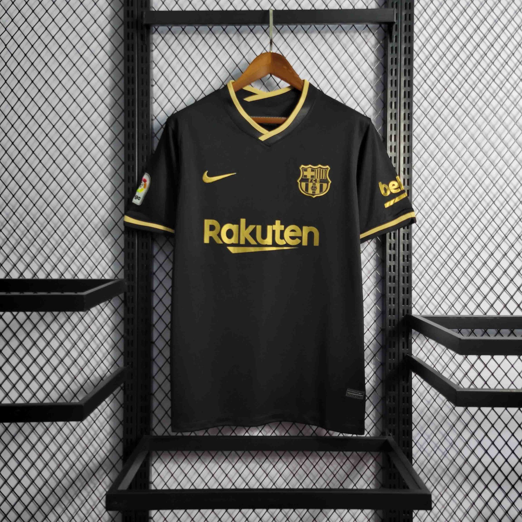 Camisa Barcelona Away 2020/21 - Nike Torcedor Masculina - Preta/Dourada