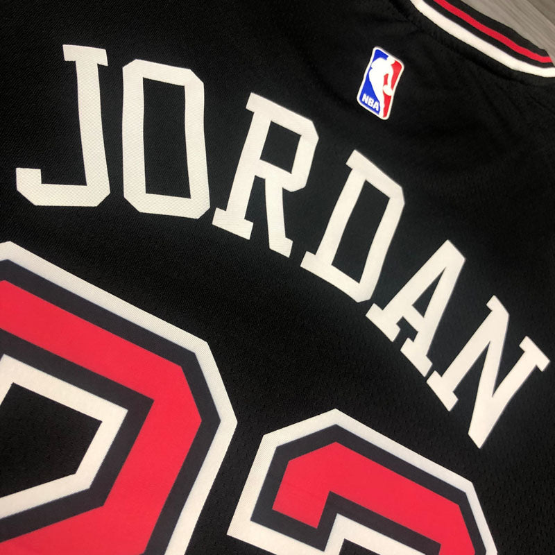 Regata NBA Chicago Bulls Michael Jordan Preta