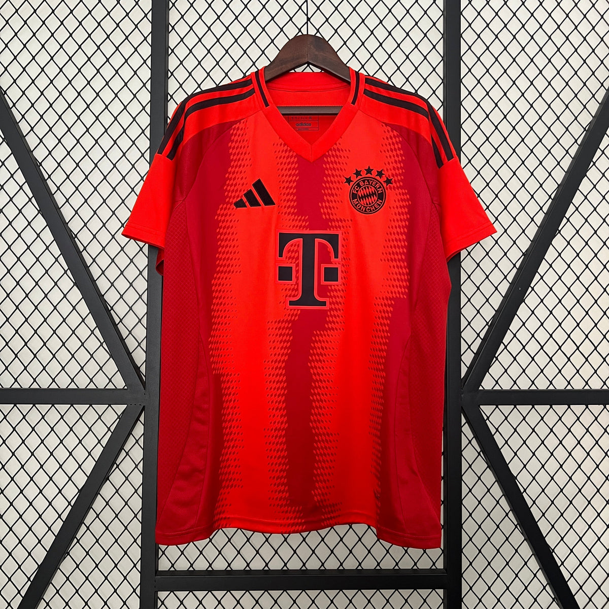 Camisa Bayern de Munique Home 2024/25 - Adidas Torcedor Masculina - Vermelha/Preta