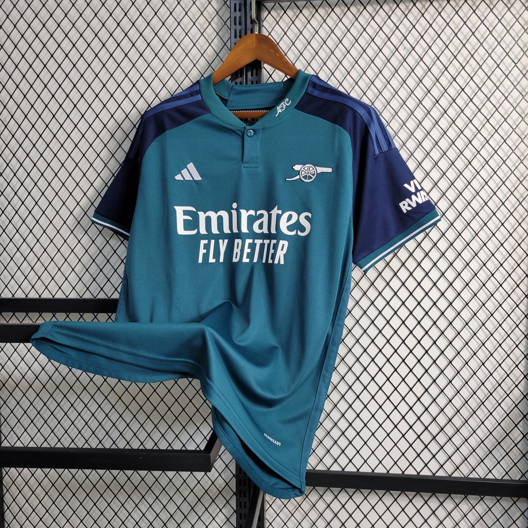 Camisa Arsenal Third 2023/24 - Adidas Torcedor Masculina - Verde/Azul