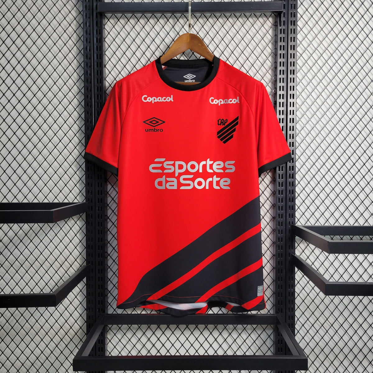 Camisa Athletico Paranaense Home 2023/24 - Umbro Torcedor Masculina - Vermelha/Preta