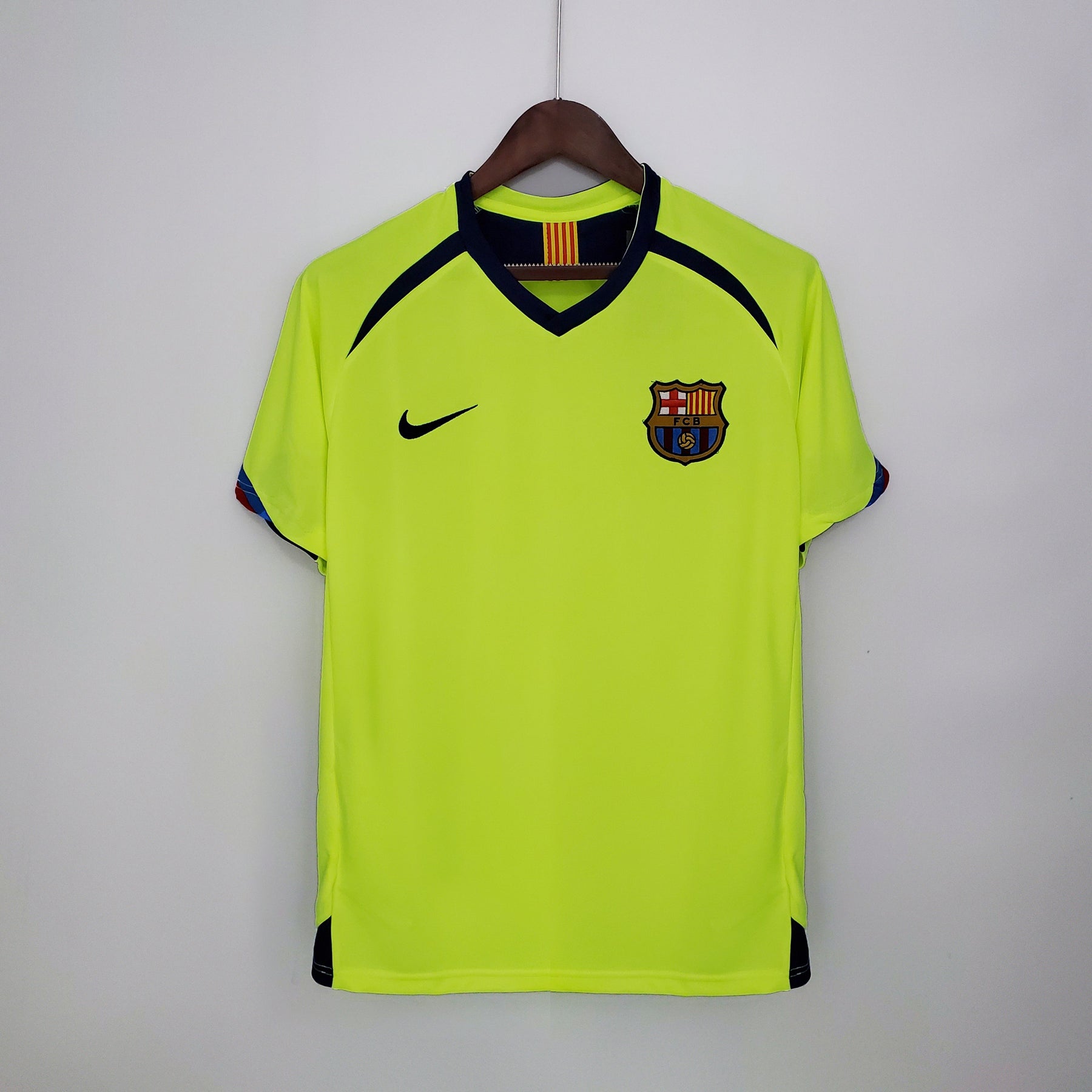 Camisa Barcelona Away 2005/06 - Nike Retrô Masculina - Verde/Azul