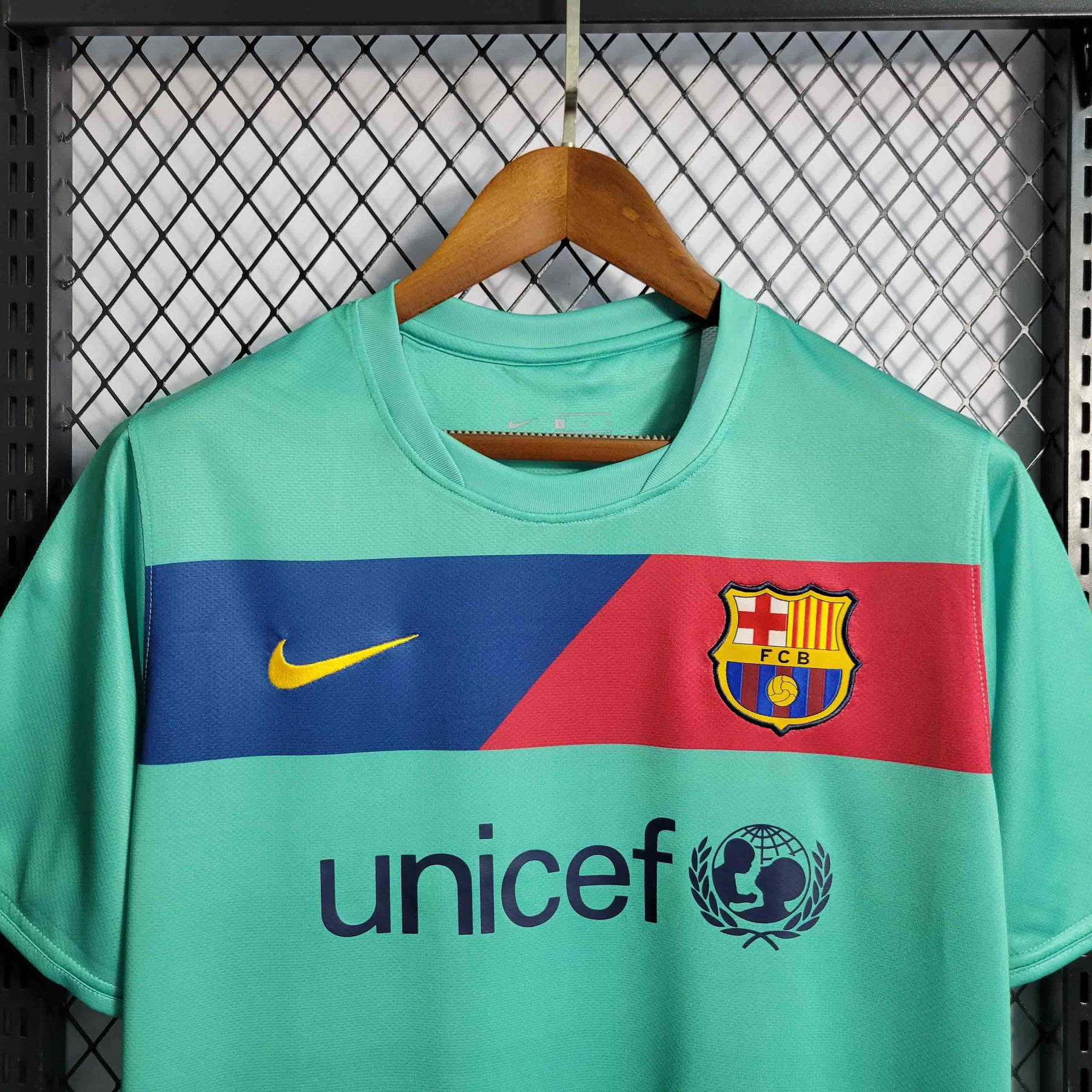 Camisa Barcelona Away 2010/11 - Nike Retrô Masculina - Verde/Azul