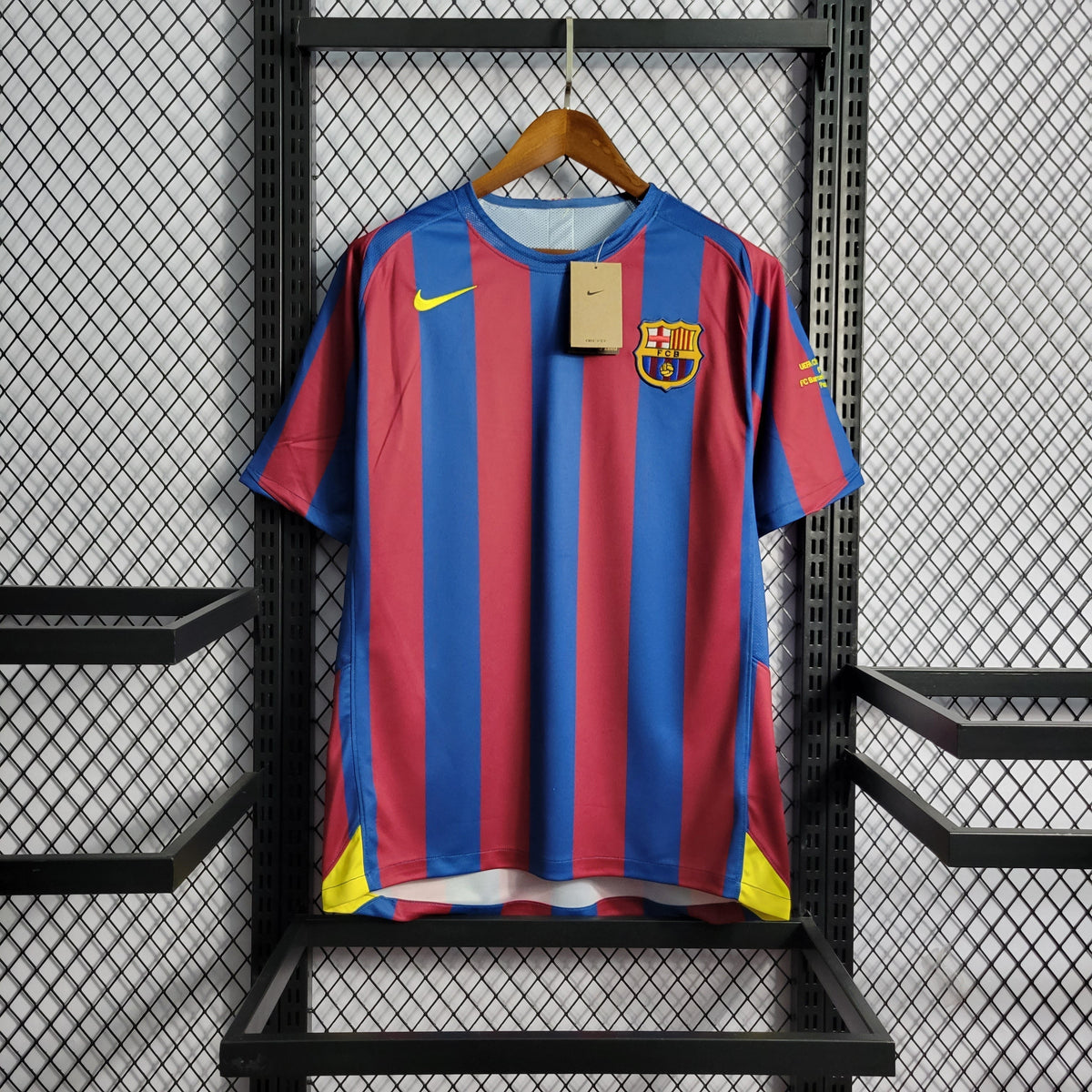 Camisa Barcelona Home 2005/06 - Nike Retrô Masculina - Vermelha/Azul