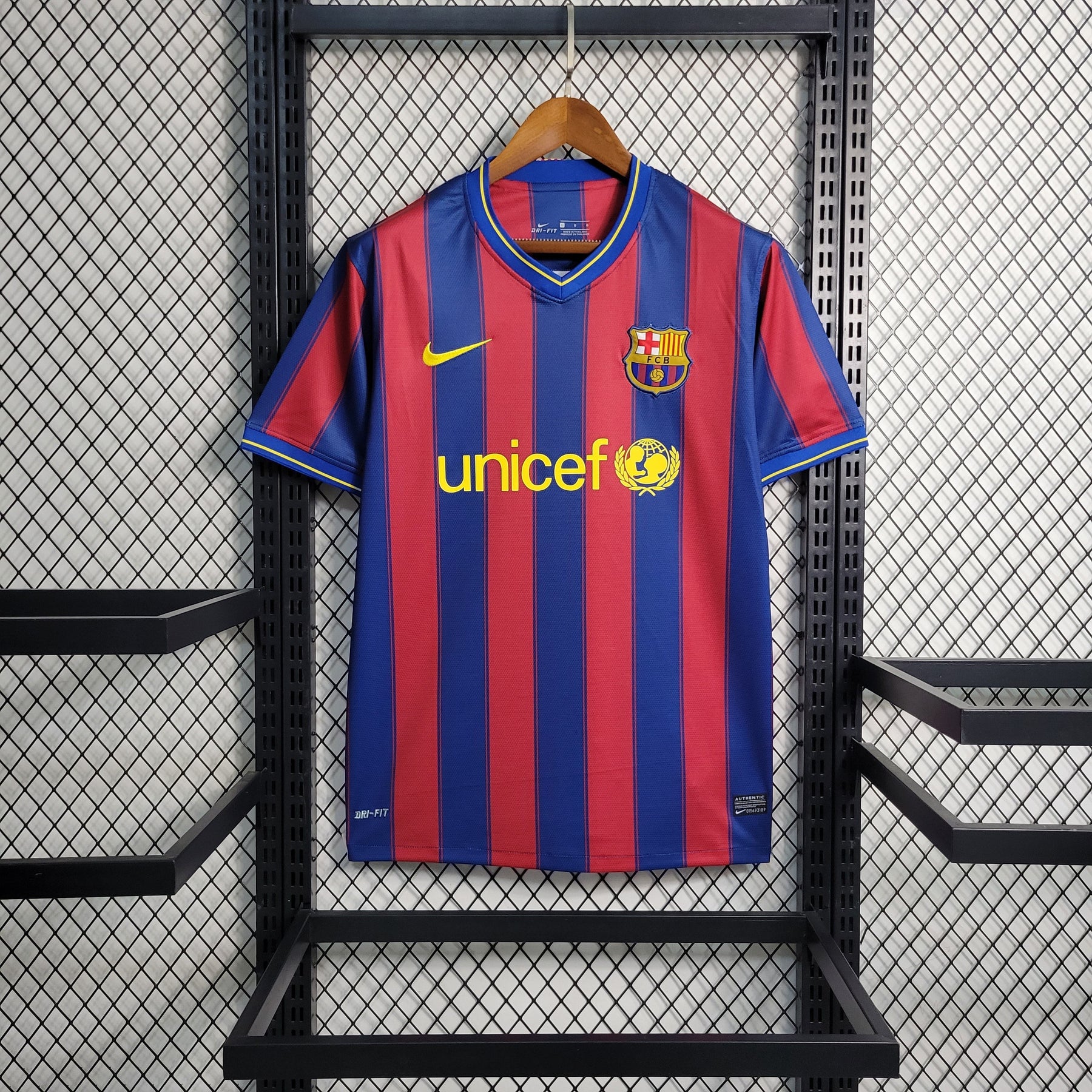 Camisa Barcelona Home 2009/10 - Nike Retrô Masculina - Vermelha/Azul