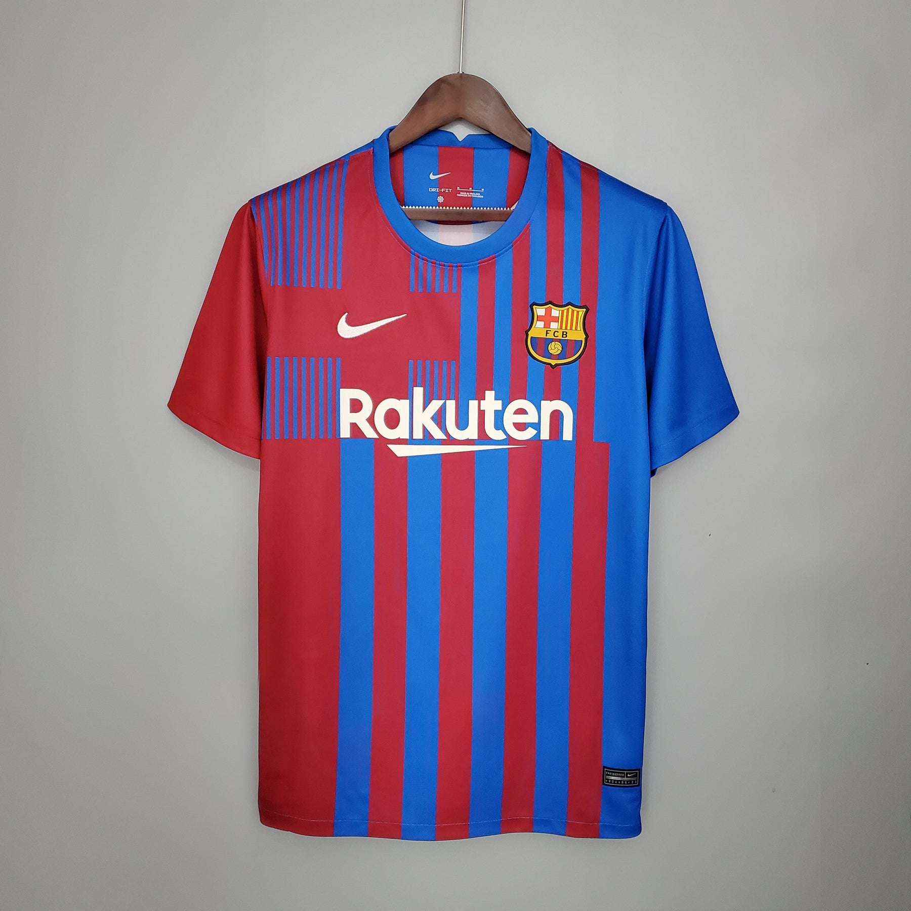 Camisa Barcelona Home 2021/22 - Nike Torcedor Masculina - Vermelha/Azul