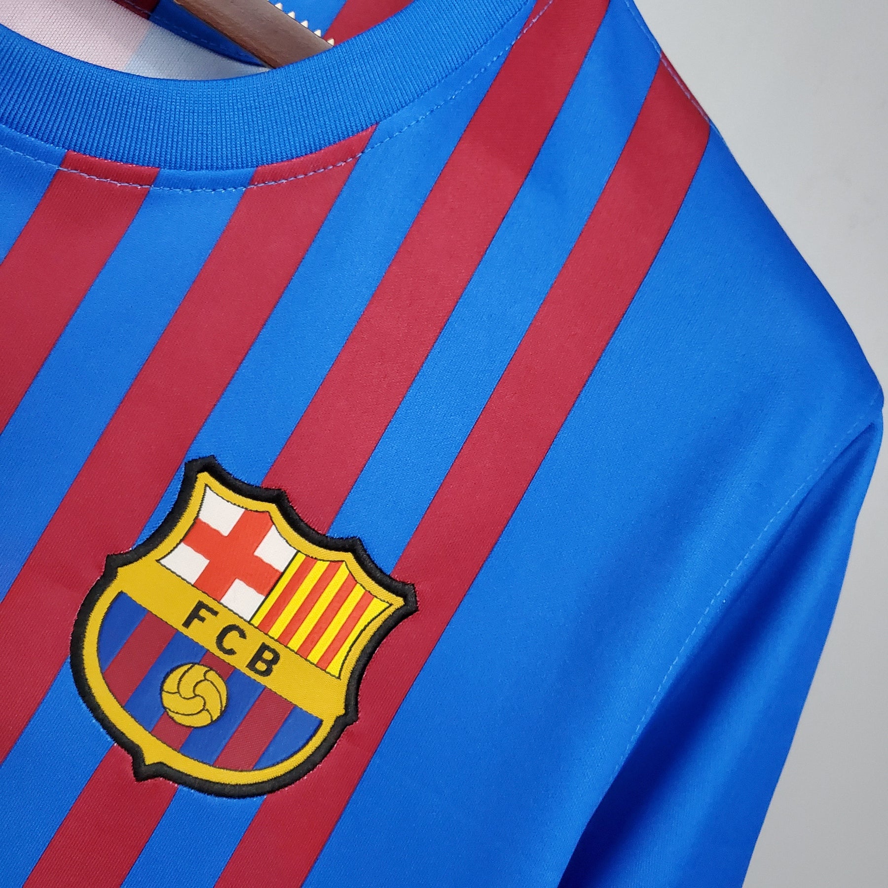 Camisa Barcelona Home 2021/22 - Nike Torcedor Masculina - Vermelha/Azul