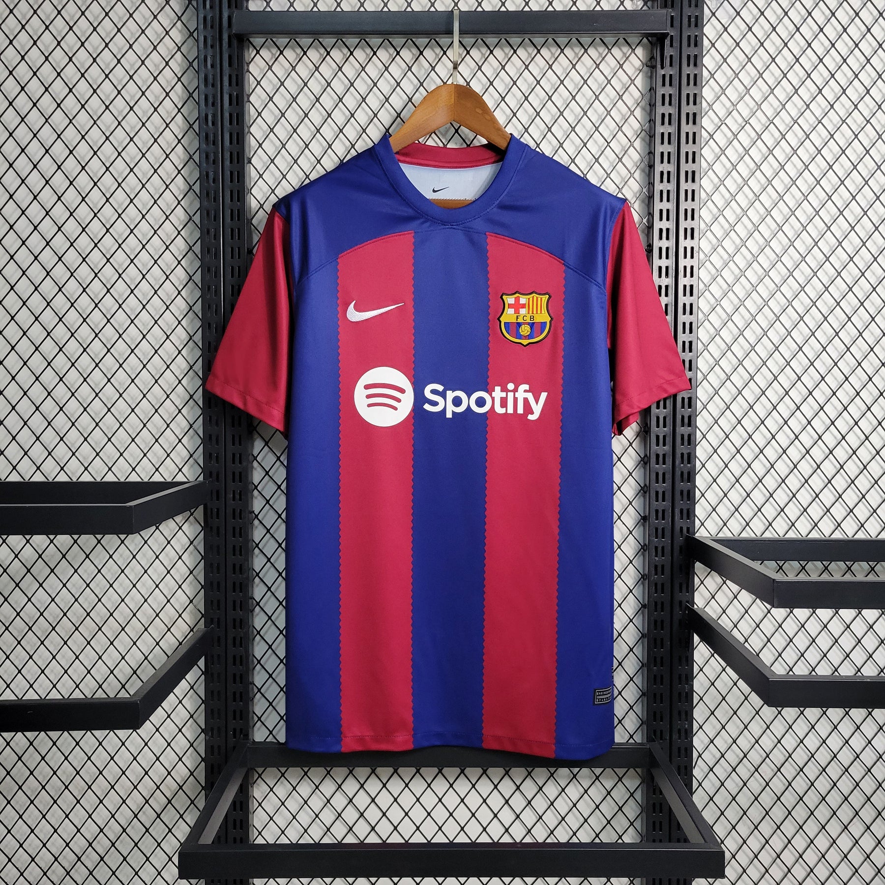 Camisa Barcelona Home 2023/24 - Nike Torcedor Masculina - Vermelha/Azul