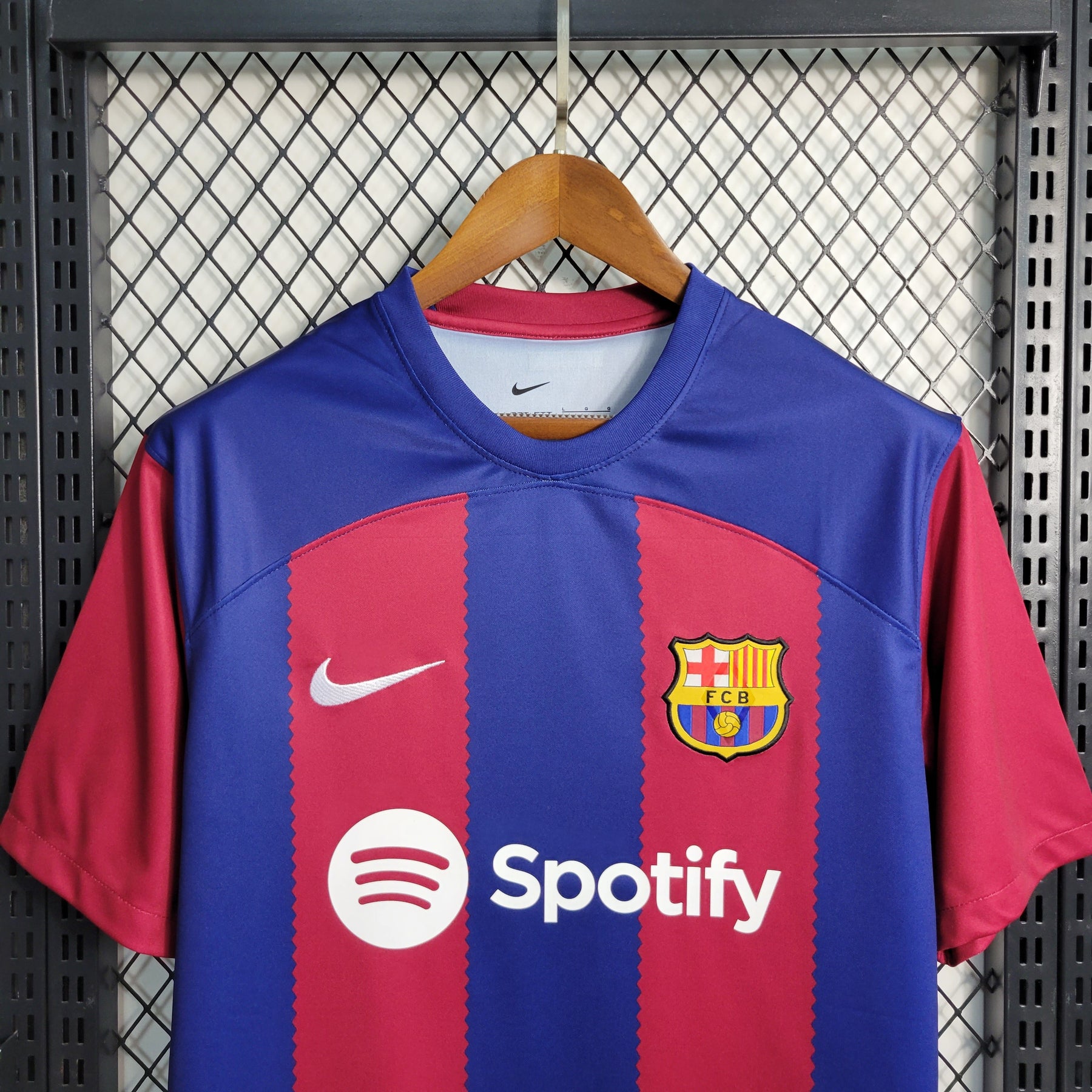 Camisa Barcelona Home 2023/24 - Nike Torcedor Masculina - Vermelha/Azul