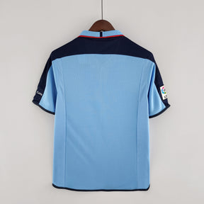 Camisa Celta de Vigo Home 2002/04 - Umbro Retrô Masculina - Azul/Vermelha