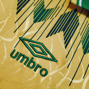 Camisa Celtic Away 1991/92 - Umbro Retrô Masculina - Amarela/Verde