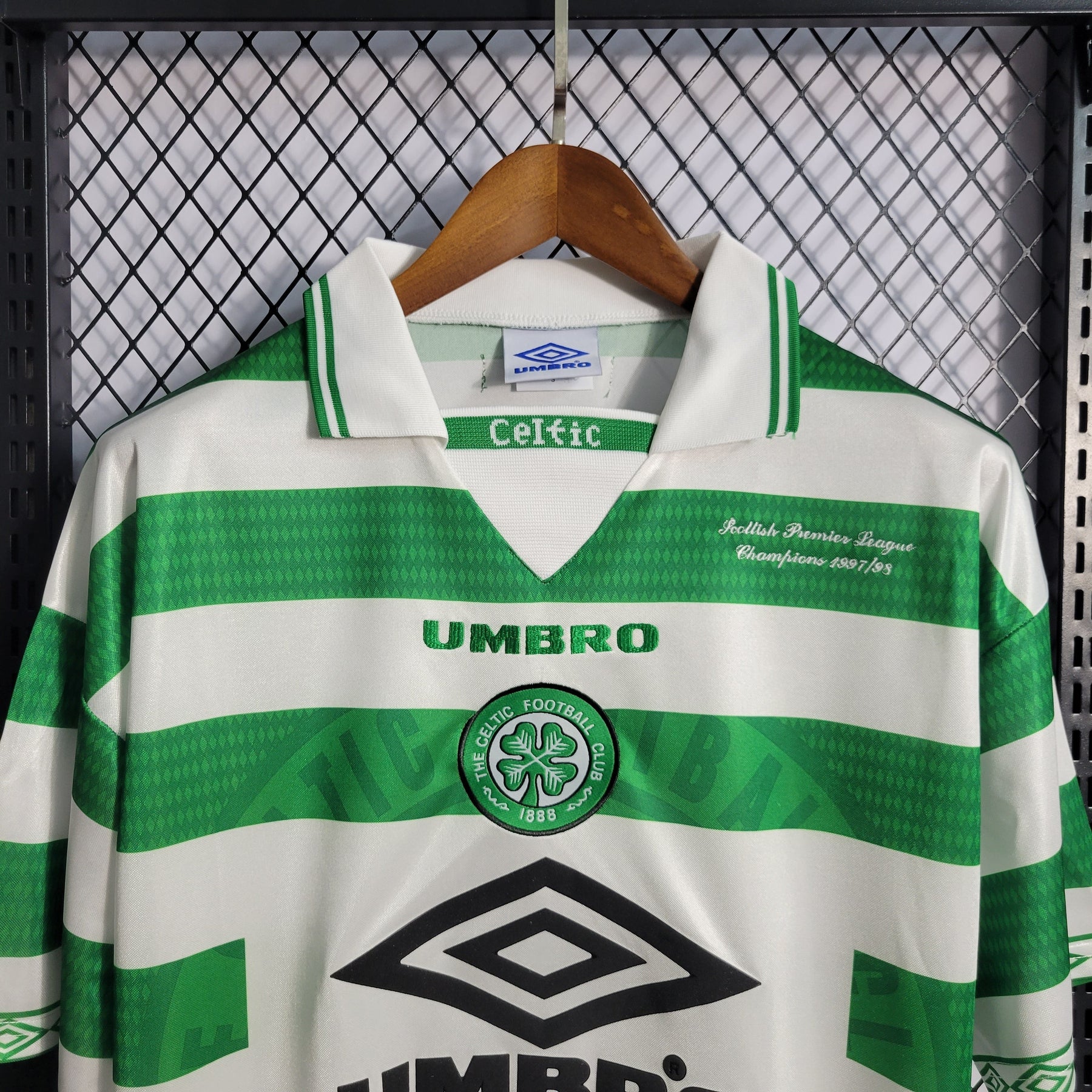 Camisa Celtic Home 1998/99 - Umbro Retrô Masculina - Branca/Verde