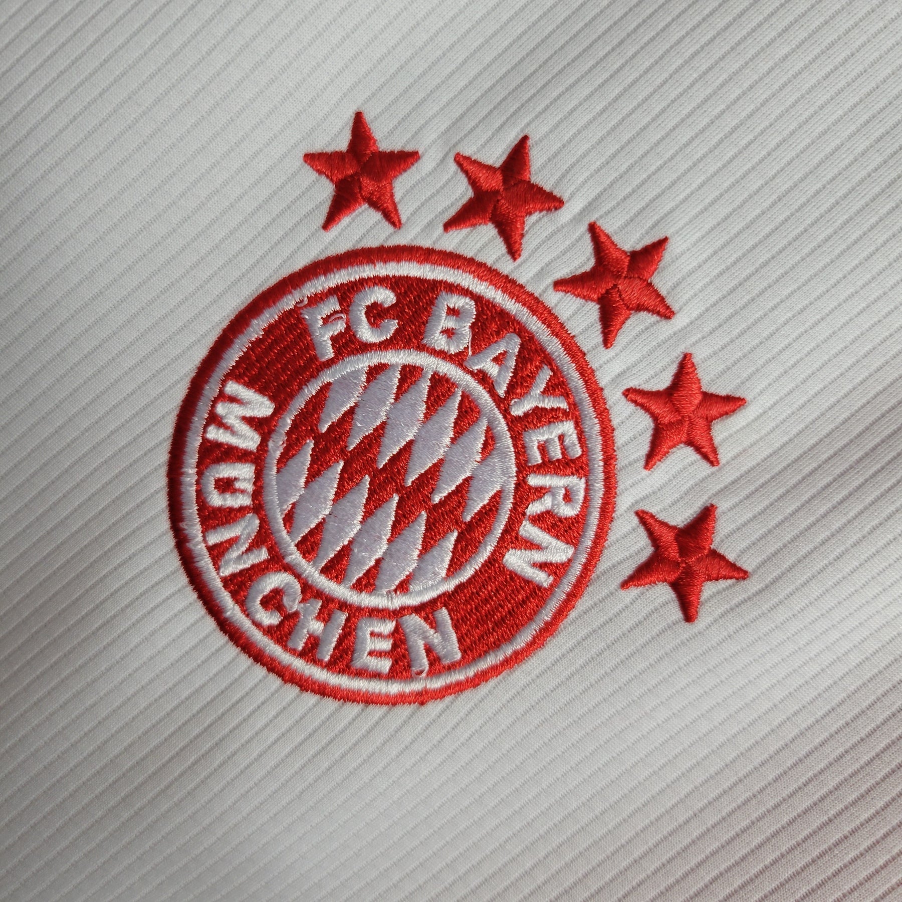 Camisa Bayern de Munique Away 2023/24 - Adidas Torcedor Masculina - Branca/Vermelha