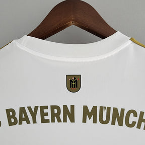 Camisa Bayern de Munique Away 2022/23 - Adidas Torcedor Masculina - Branca/Dourado