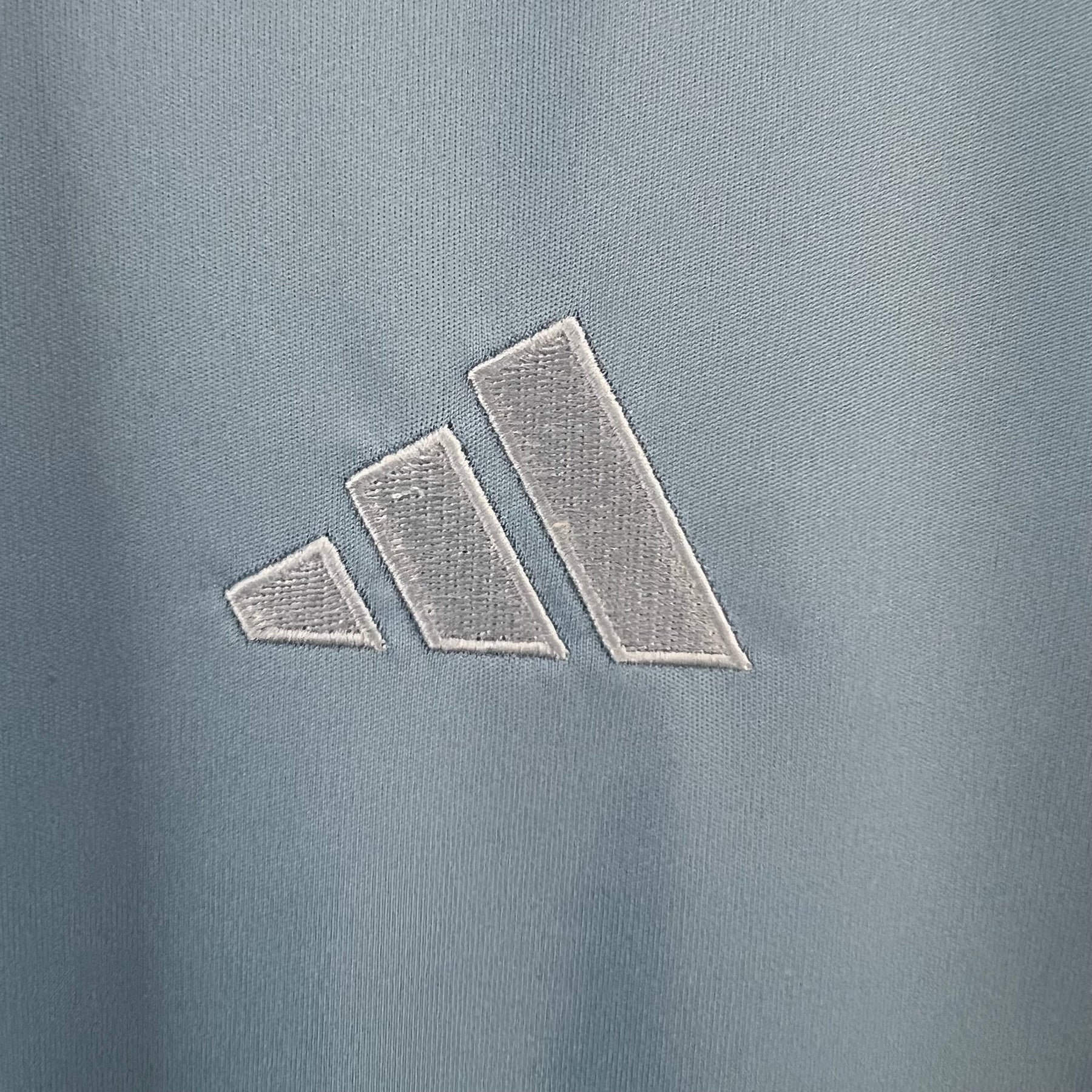 Camisa Celta de Vigo Home 2023/24 - Adidas Torcedor Masculina - Azul/Branca