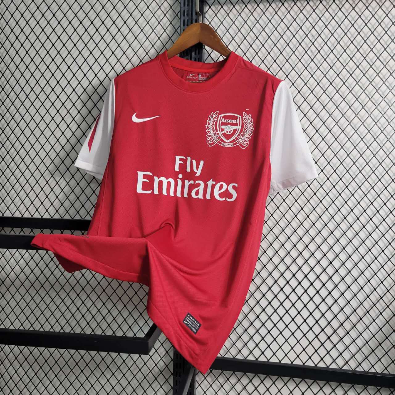 Camisa Arsenal Edição 125 Anos 2011/12 - Nike Retrô Masculina - Vermelha/Branca