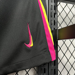 Shorts Chelsea Away 2024/25 - Nike Torcedor Masculina - Preta/Rosa